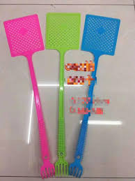 Handfan with Back Scratcher